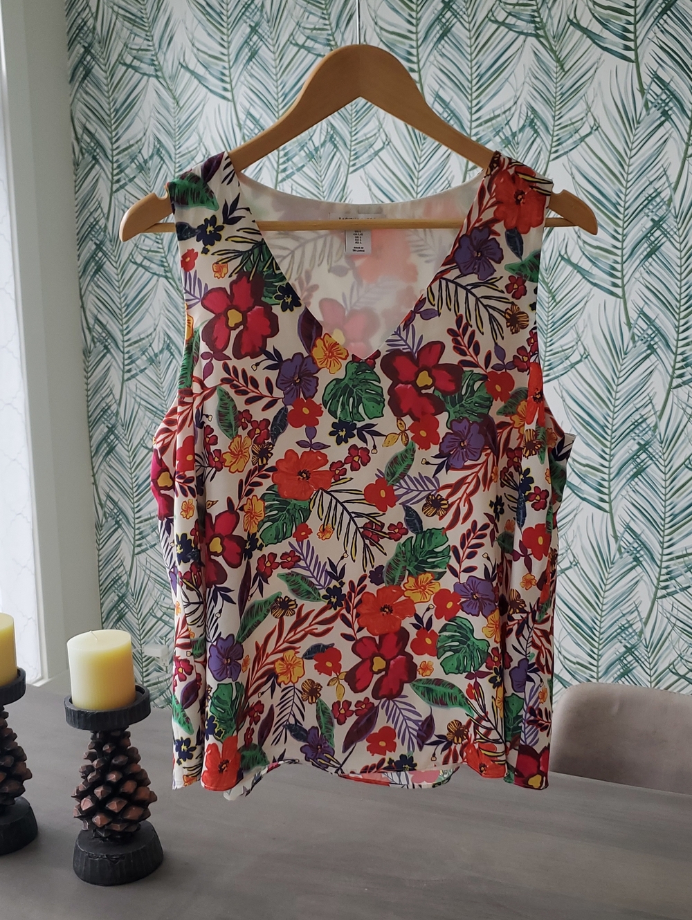 Tabitha WEBB - Size Large Colorful Lined Tank PtP 22" Like New